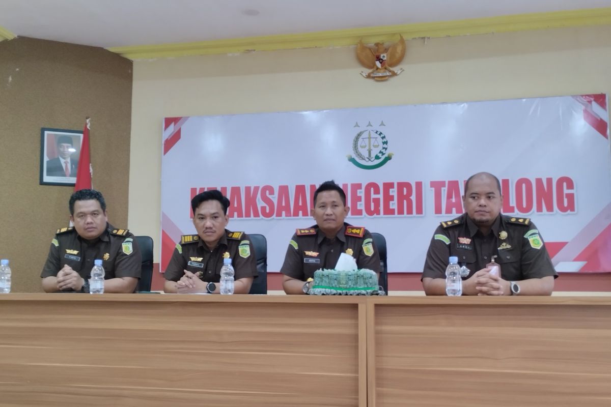 Kejaksaan Negeri Tabalong selamatkan uang negara Rp13 miliar