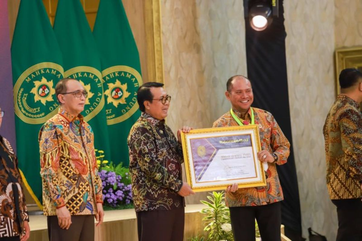 PN Jember boyong lima penghargaan dari MA