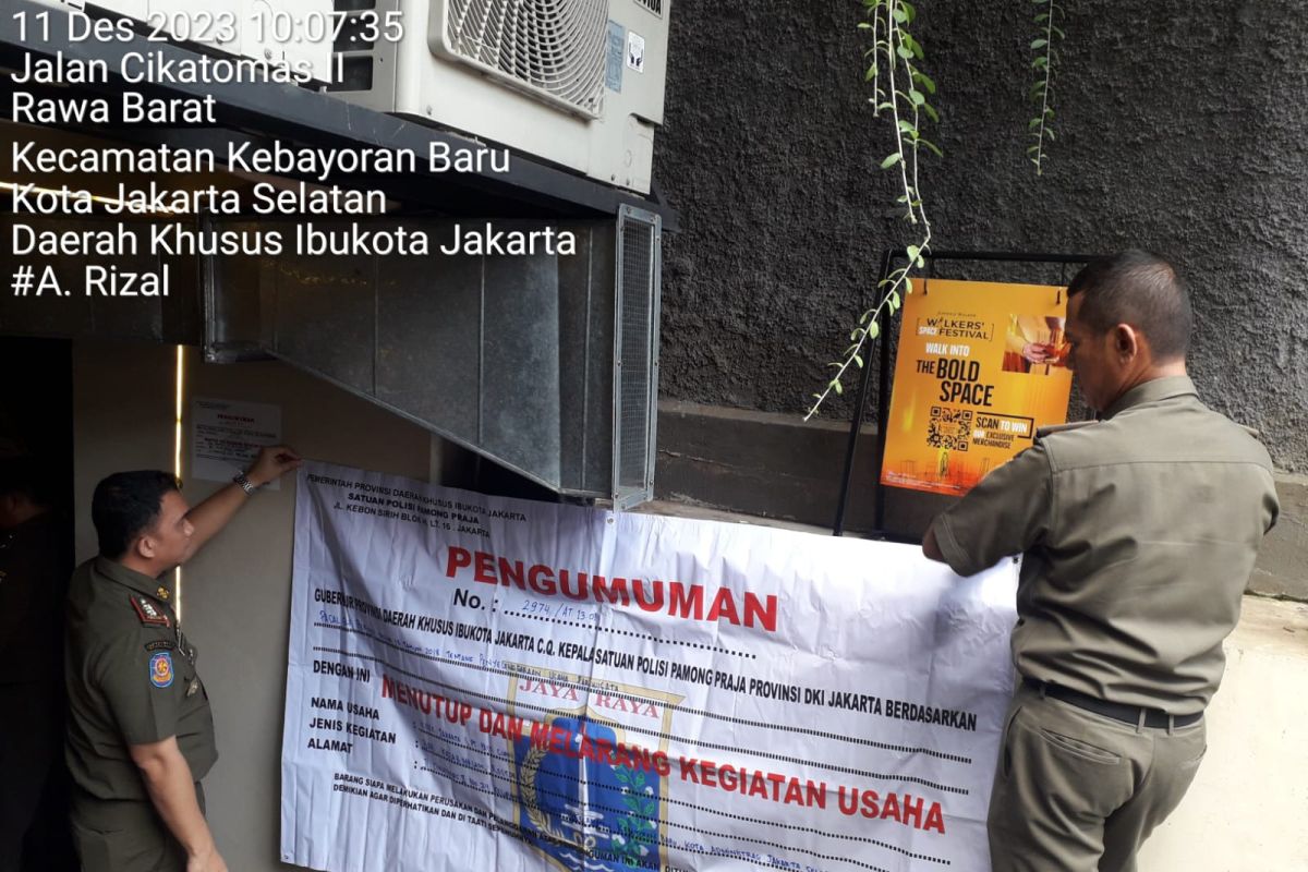 Satpol PP segel klub malam yang diduga jadi tempat peredaran narkotika