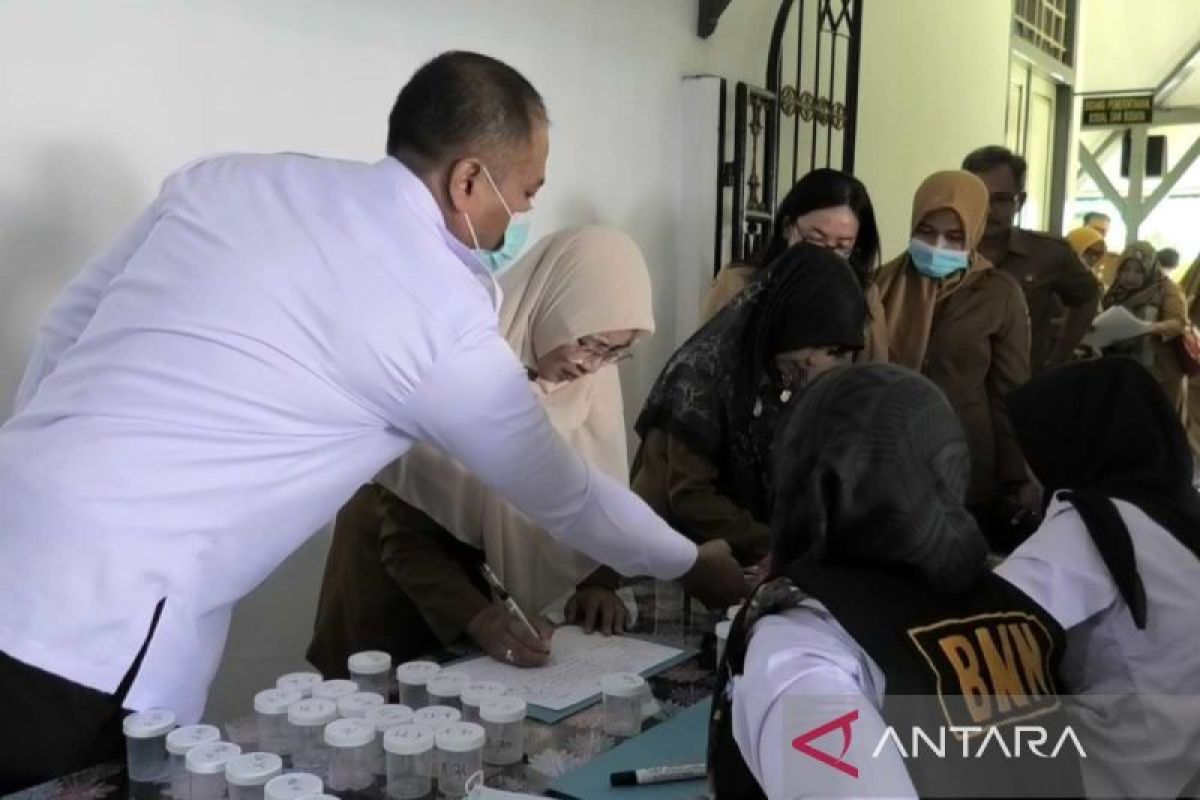 BNN Jateng tes urine Bupati Wonosobo