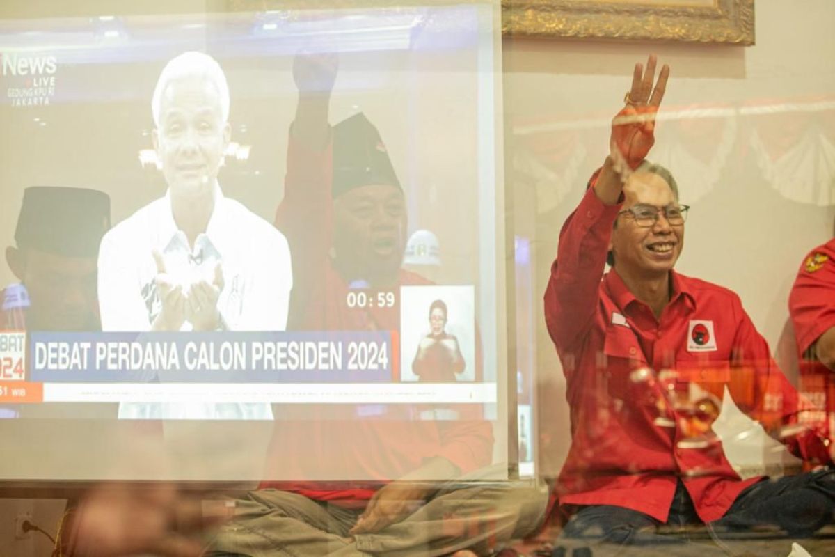 PDIP Surabaya: Ganjar tampil orisinal saat depat perdana