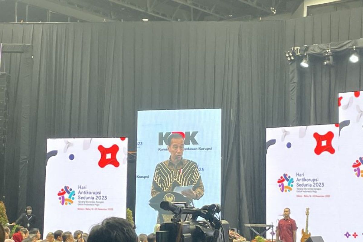 Jokowi: Sistem pemberantas korupsi harus diperkuat