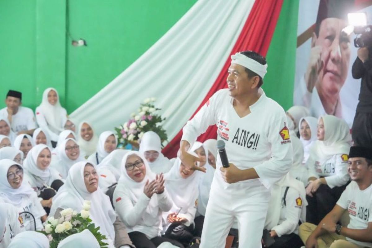 Dedi Mulyadi ajak ibu-bu joget gemoy dan sambut pemilu dengan riang gembira