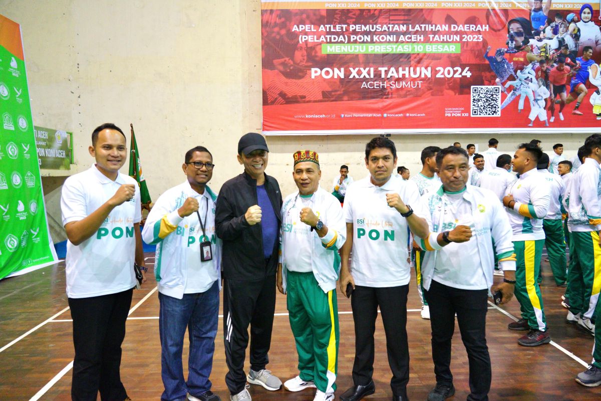 BSI serahkan jersey atlet Pelatda PON Aceh-Sumut