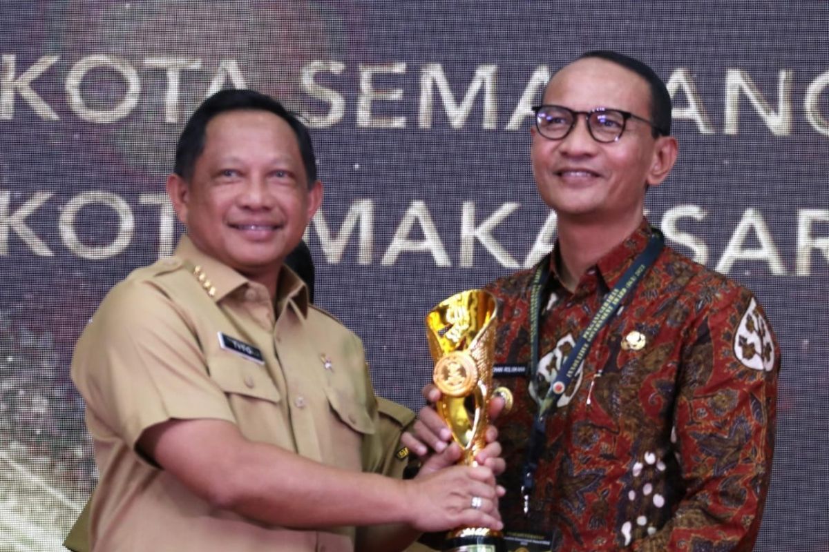 Pemkot Mataram menerima IGA Award 2023