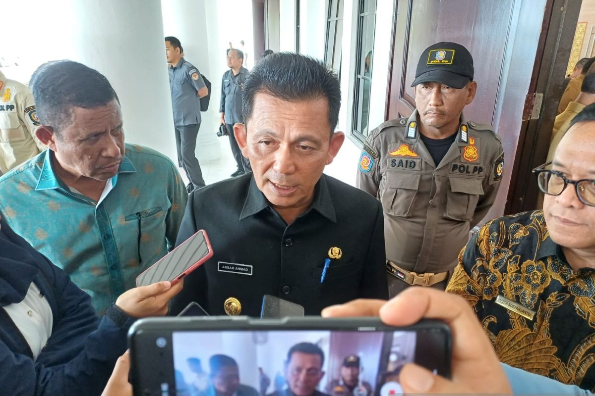 Gubernur Kepri Soroti Dua ASN Diduga Langgar Netralitas Pemilu - ANTARA ...