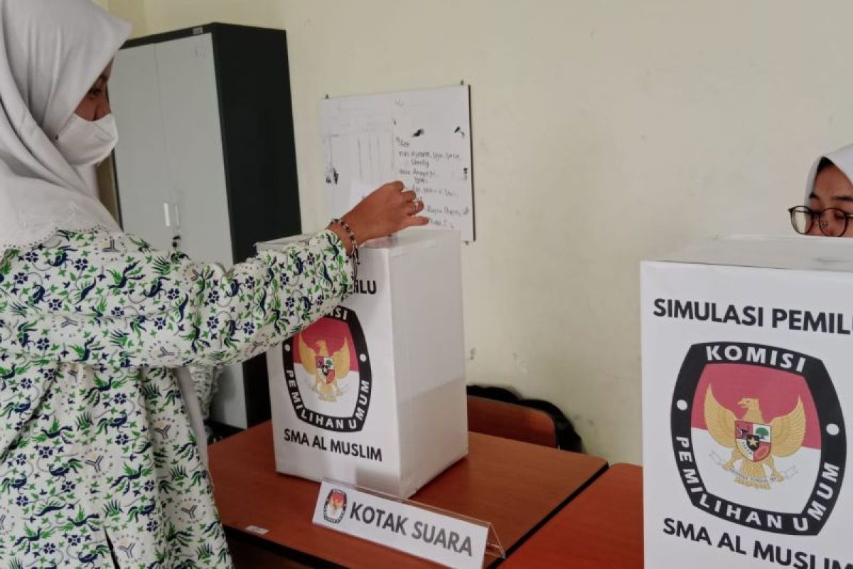 SMA Al Muslim selenggarakan simulasi pemilu terhadap siswanya