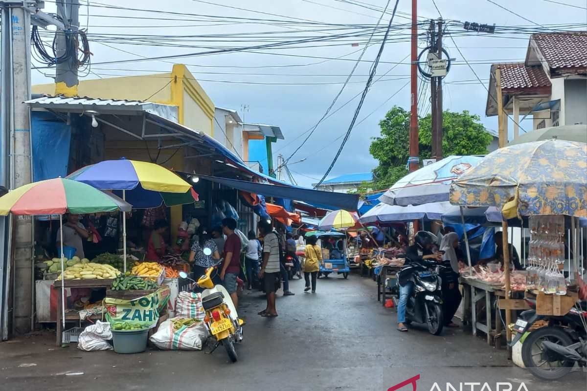 Bangunan baru Pasar Cendrawasih Makassar segera difungsikan