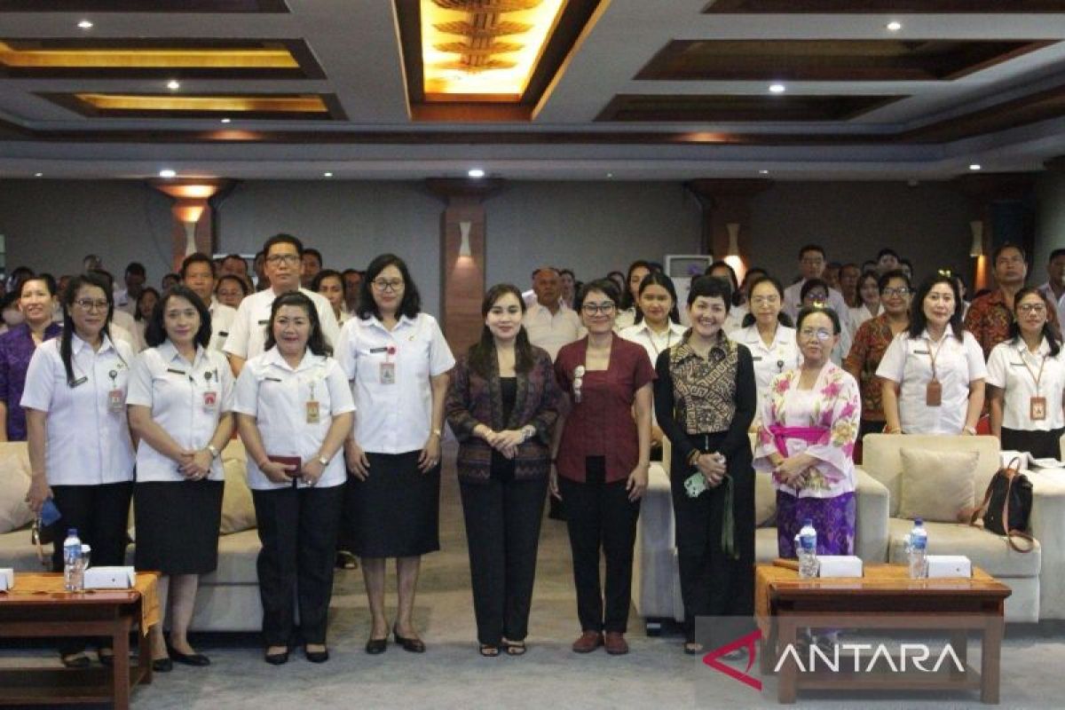 Pemkot Denpasar gelar seminar merawat perkawinan peringati Hari Ibu