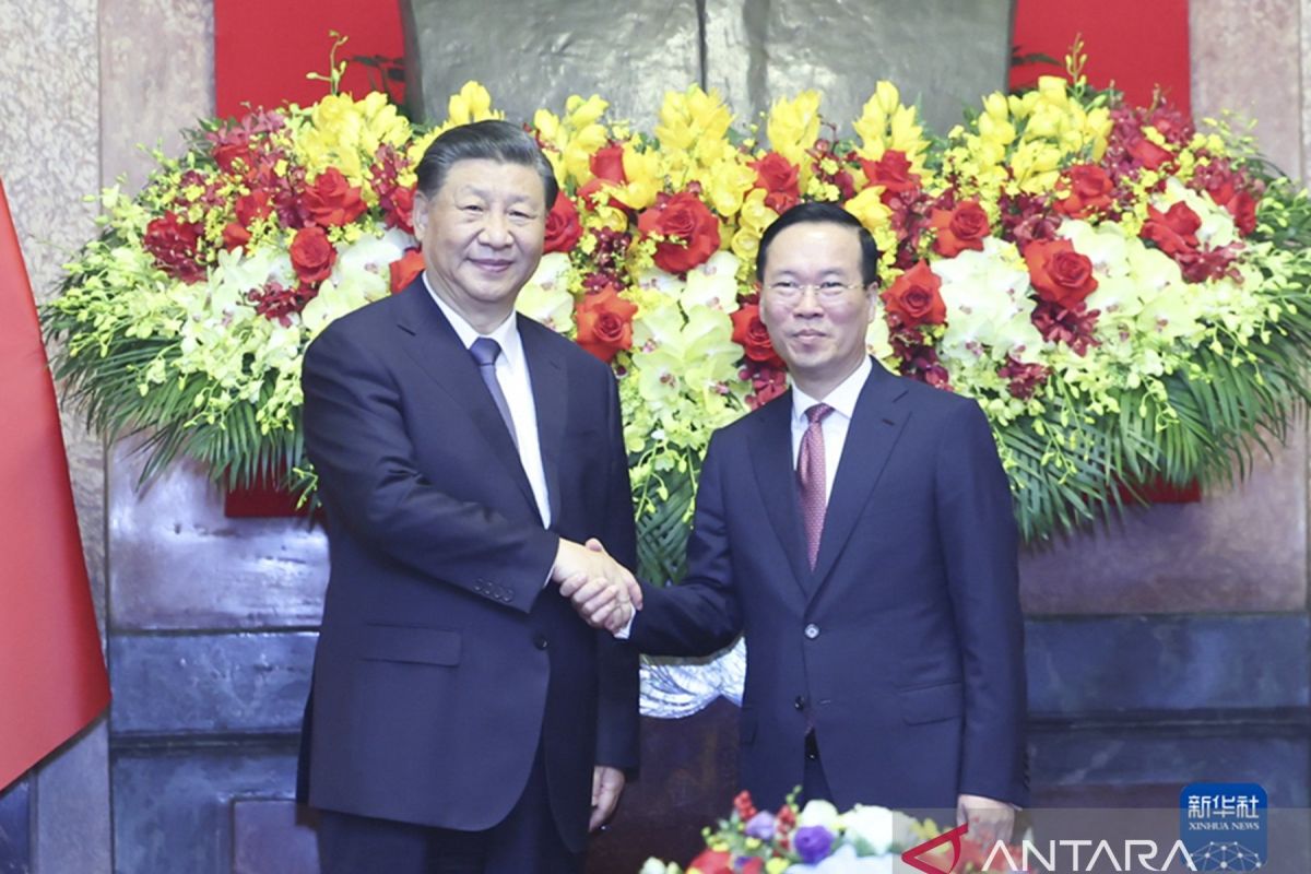 Langkah penyeimbang Vietnam di antara kompetisi AS dan China
