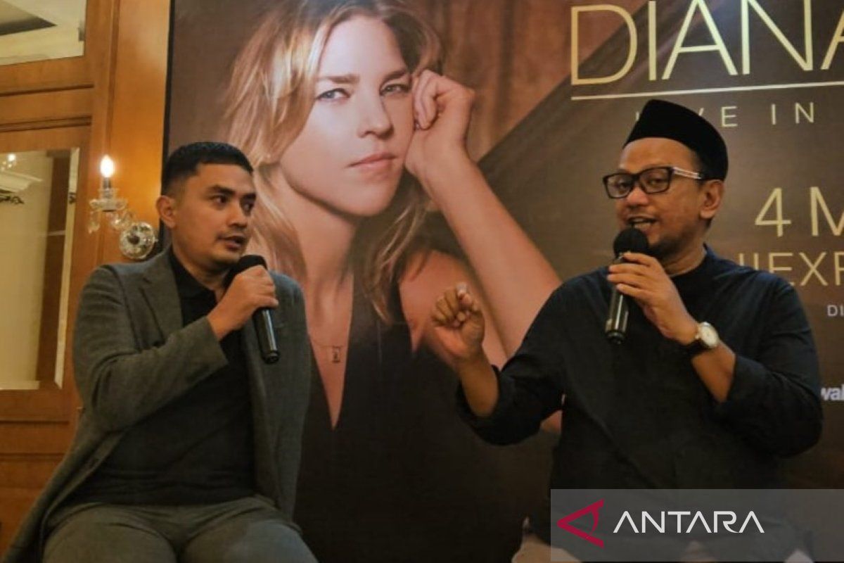 Tiket VIP konser pianis Diana Krall tersisa satu kursi