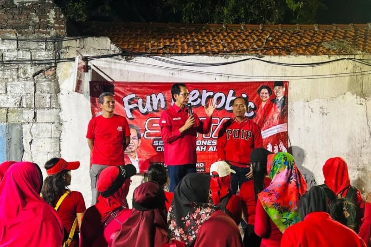 PDIP Surabaya promosikan KTP Sakti dan wajib belajar 12 tahun gratis
