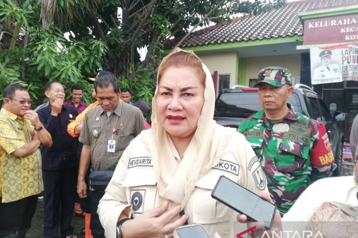 Wali Kota Semarang imbau masyarakat waspadai kenaikan COVID-19