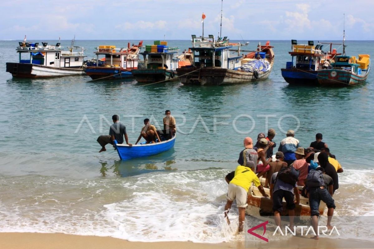 2 nelayan Aceh hanyut terbawa arus, diselamatkan Polisi Marin Malaysia