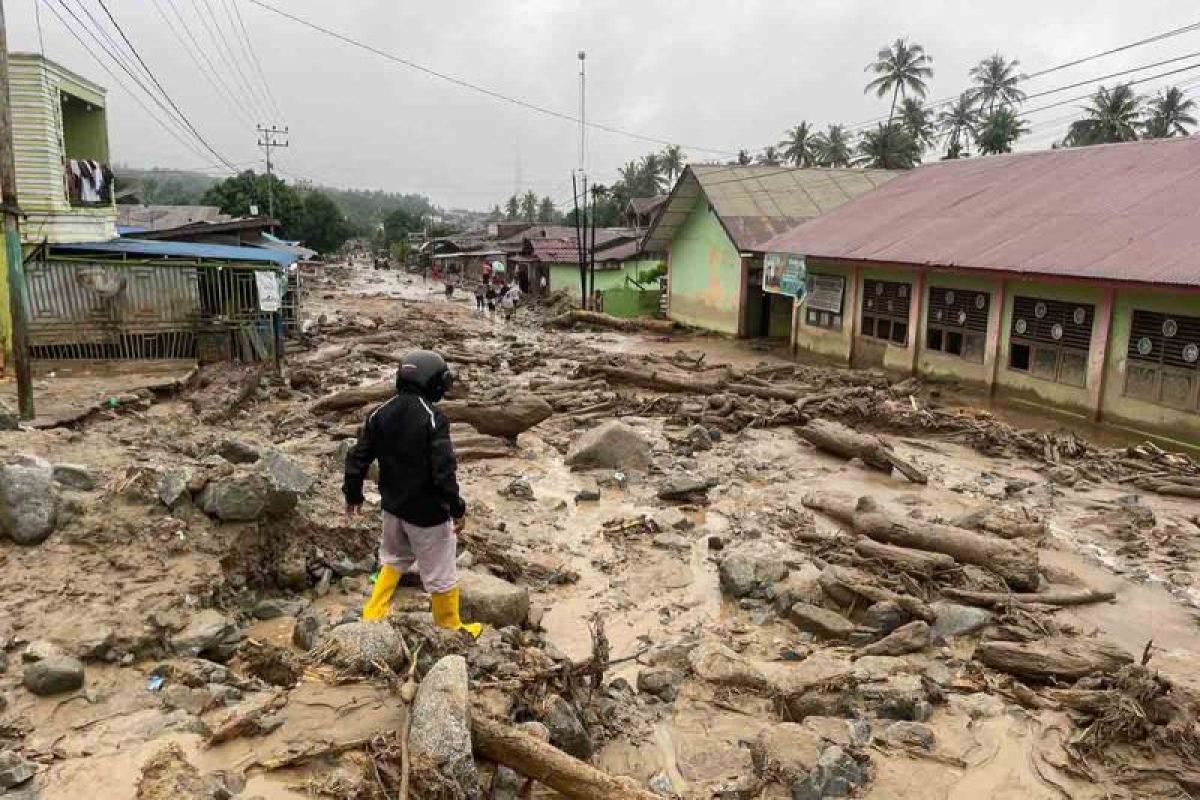 Aktivitas belajar pascabanjir bandang di Aceh Selatan kembali normal