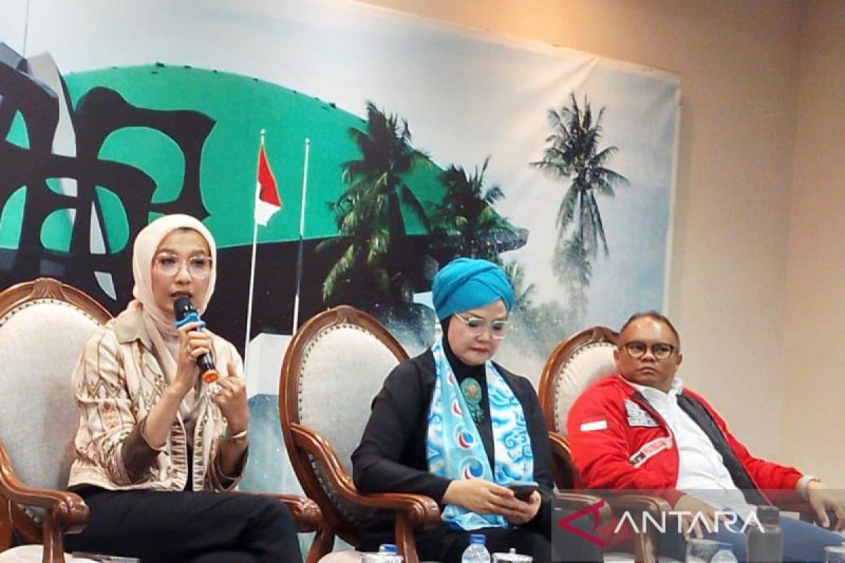 DPR minta pemerintah antisipasi COVID saat Natal dan Tahun Baru