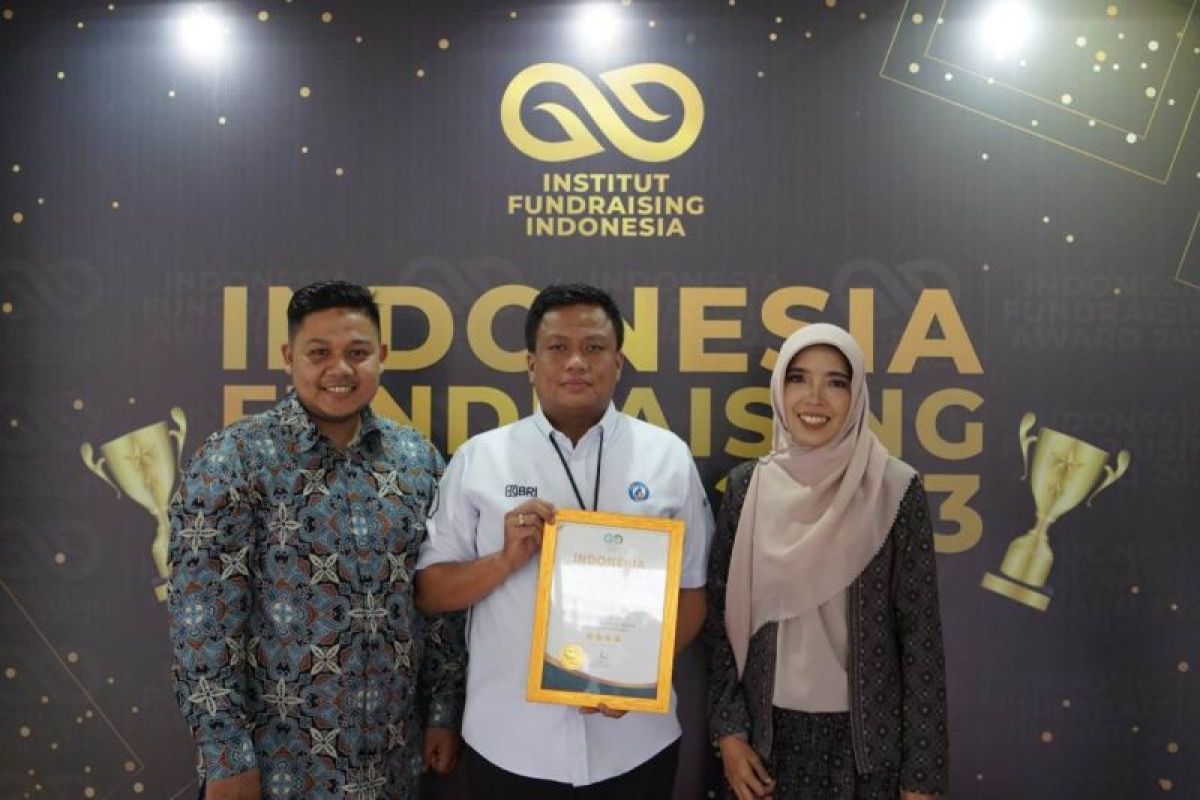 YBM BRILiaN raih 3 penghargaan Indonesia Fundraising Award 2023