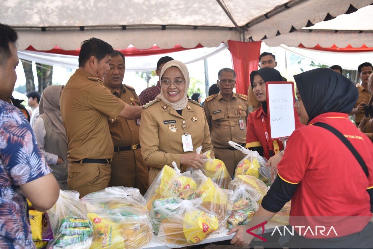 Pemkot Jambi salurkan 6.342 paket sembako untuk warga miskin