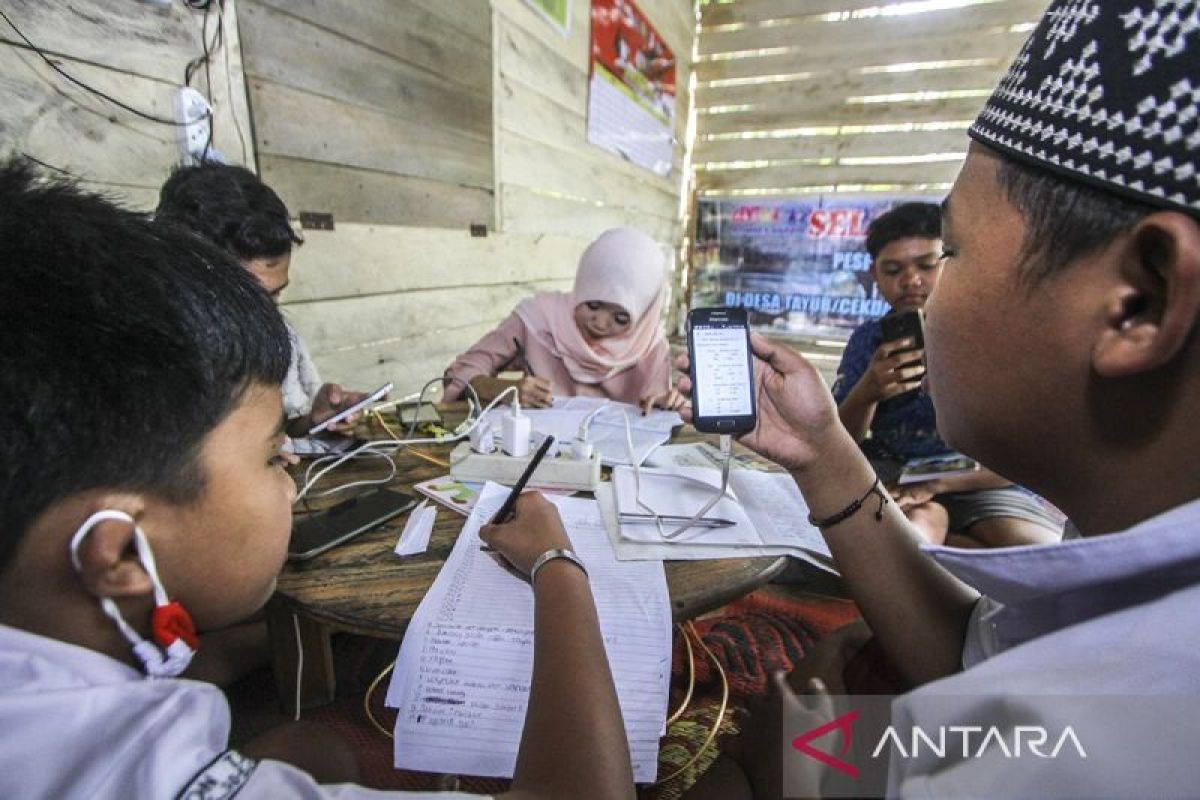 Pengakuan UNESCO pintu emas menduniakan Bahasa Indonesia