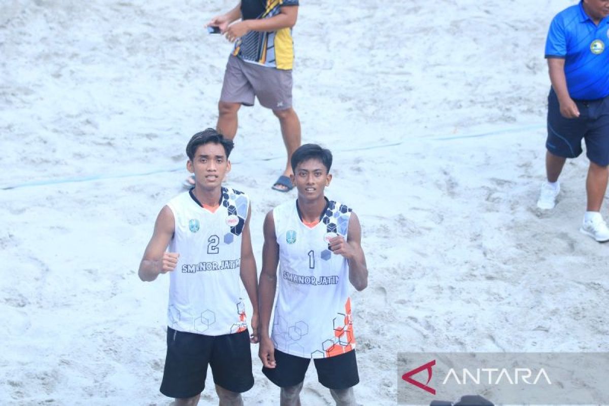 Tim putra Jatim bersua Lampung di final Kejurnas Voli Pantai 2023