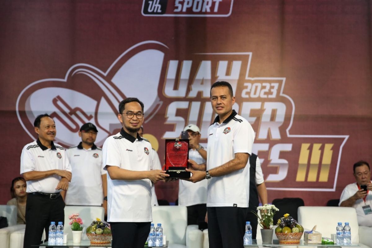 Ustadz Adi Hidayat : UAH Super Series III dipersembahkan untuk Haji Anif