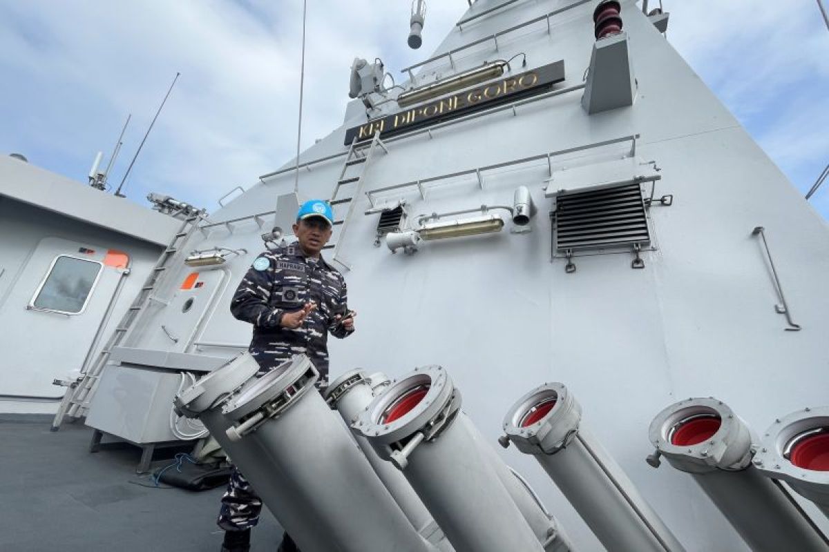 KRI Diponegoro siap menjalankan misi perdamaian di perbatasan Lebanon