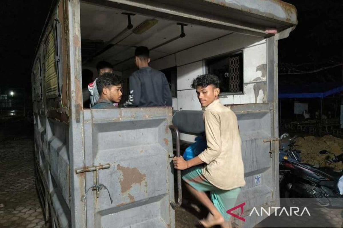 Imigran Rohingya dari Aceh Timur ditolak di penampungan Lhokseumawe