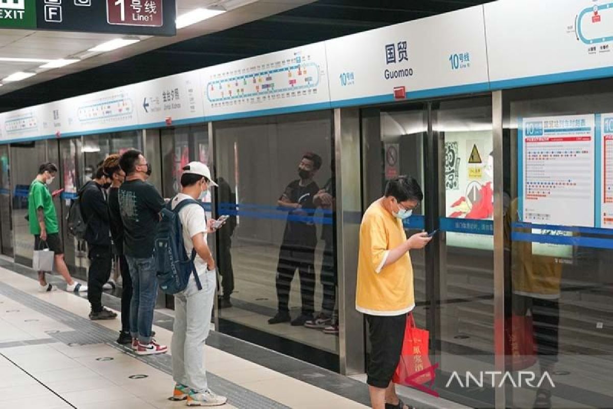 102 orang dilaporkan terluka akibat kecelakaan kereta bawah tanah di Beijing