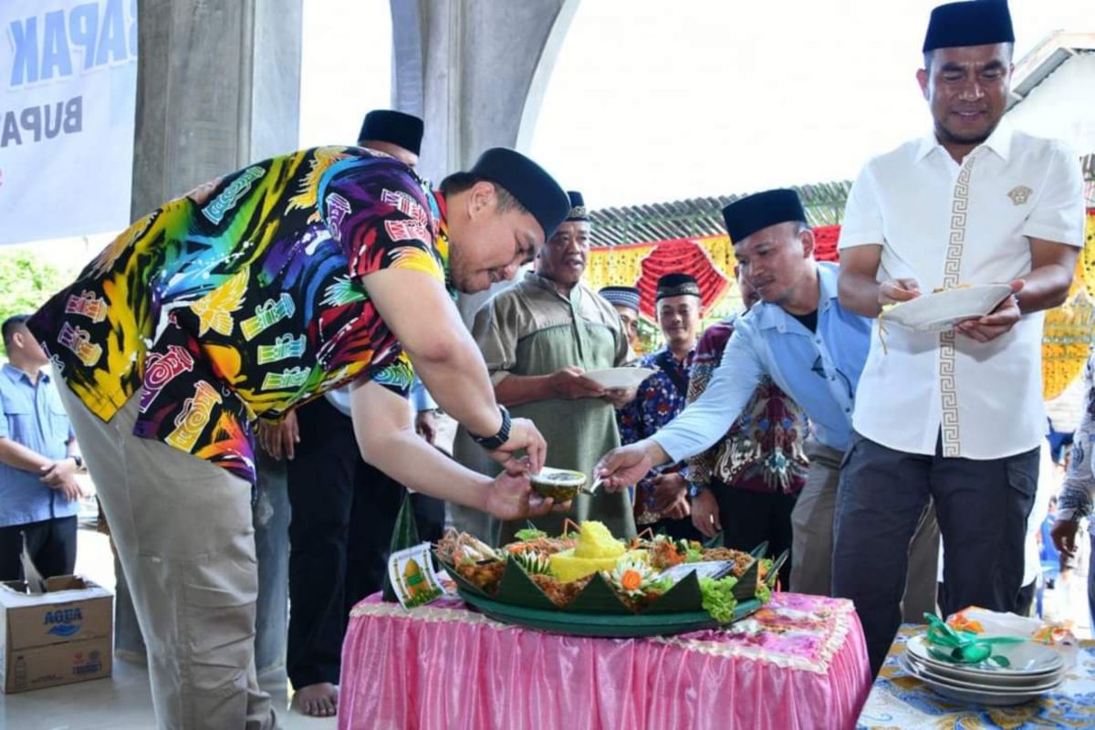 Bupati Labura resmikan Mushalla Al Muhajirin Siduadua