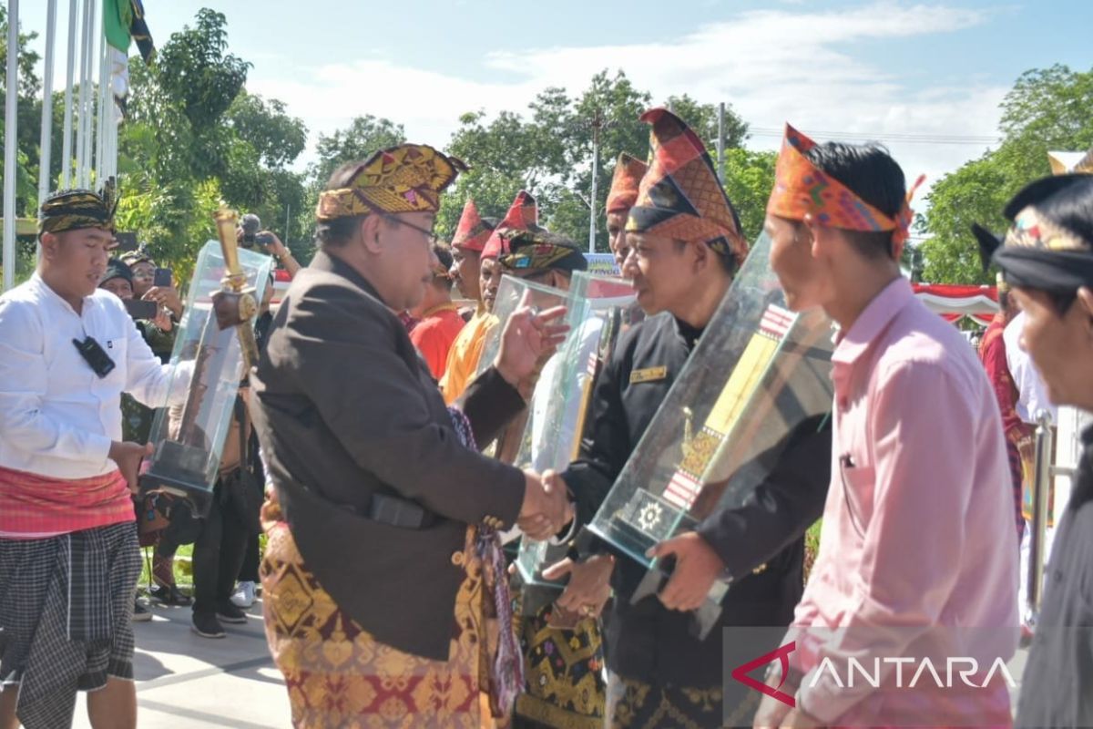 Pj Gubernur: Peringatan HUT ke-65 NTB di Kabupten Sumbawa wujud kesatuan