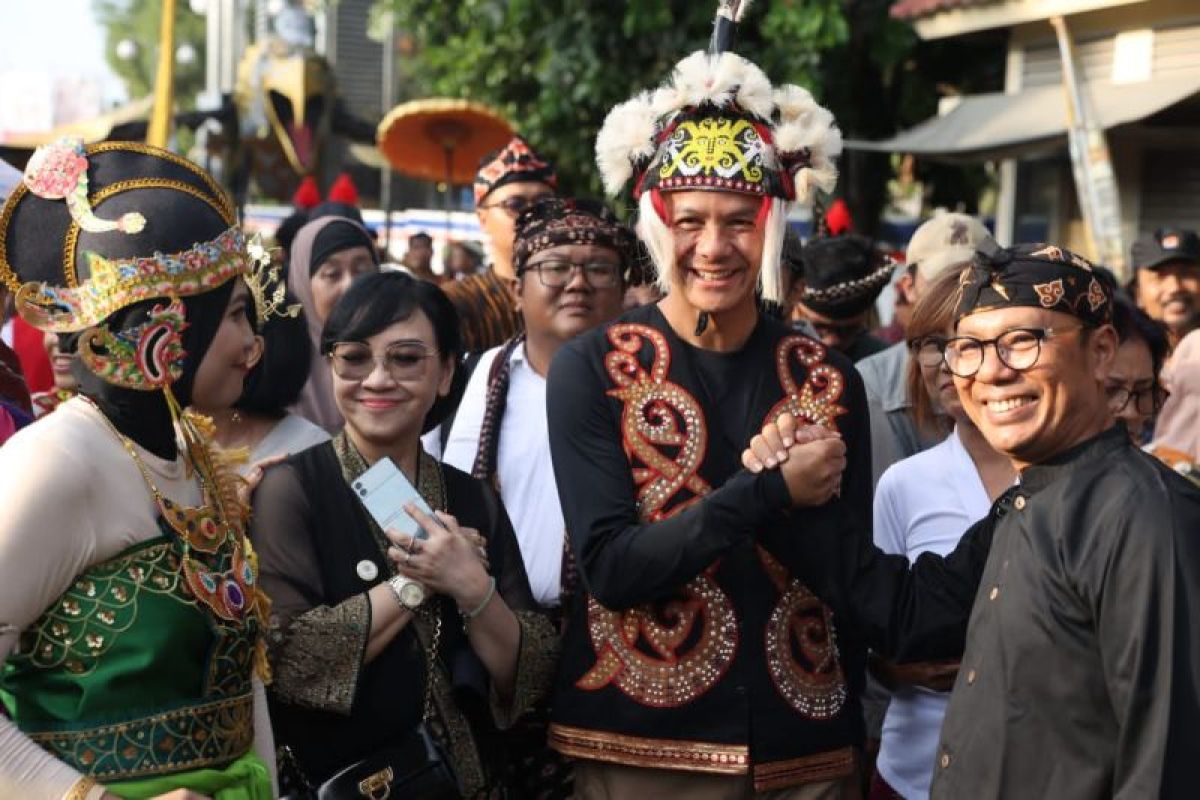 Ganjar ikuti kirab budaya Nitilaku 2023 di Yogyakarta