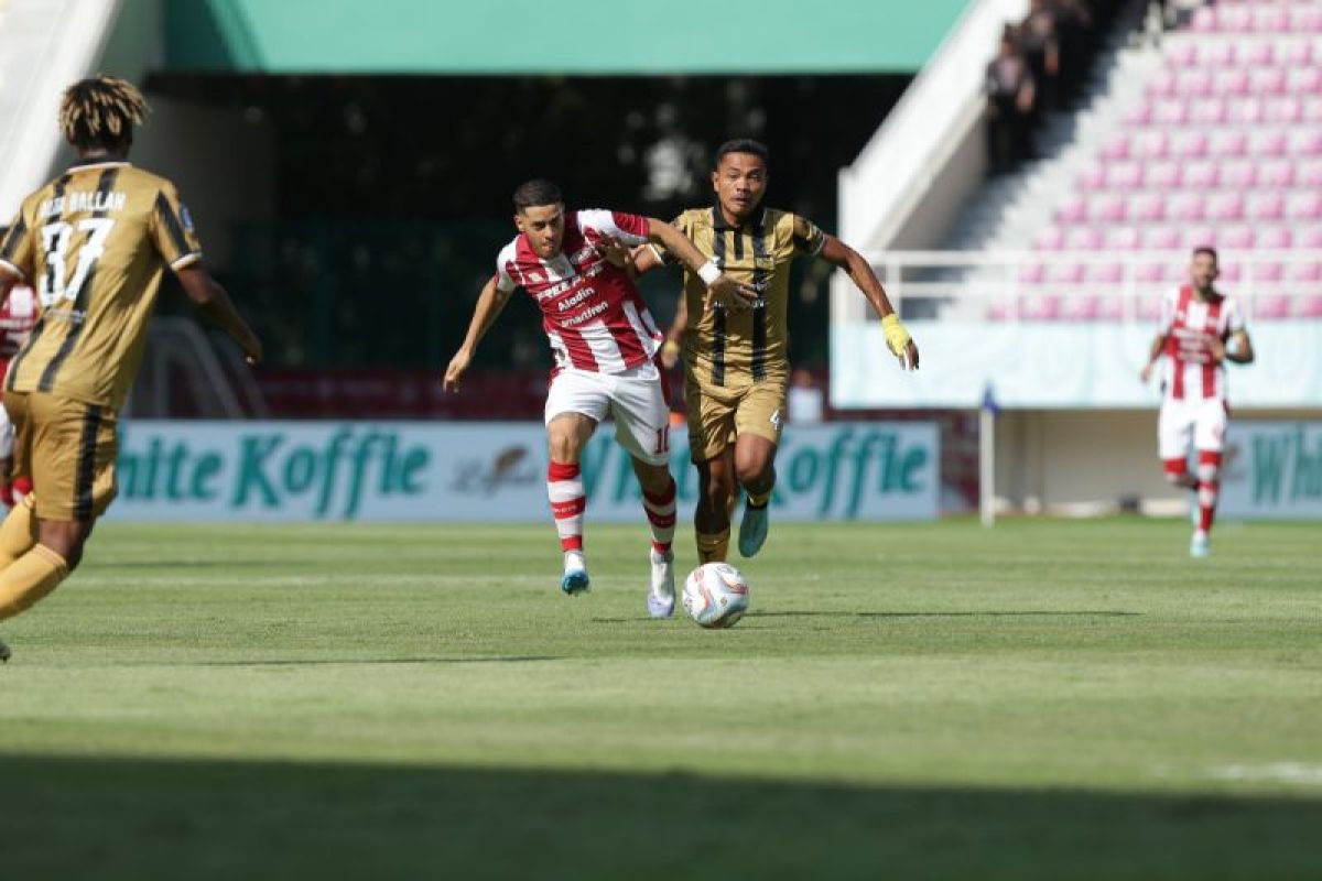 Liga 1 Indonesia - Persis Solo kalah lawan Dewa United