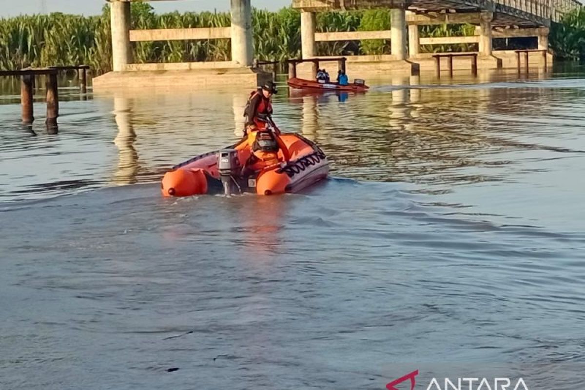 Tim SAR gabungan temukan wanita yang jatuh di jembatan Baturusa dalam keadaan meninggal