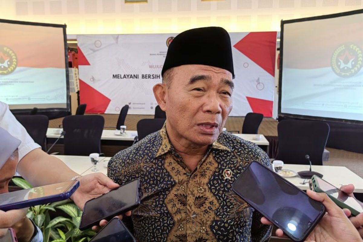 Muhadjir: Sulit pastikan ASN bisa 100 persen netral saat Pemilu