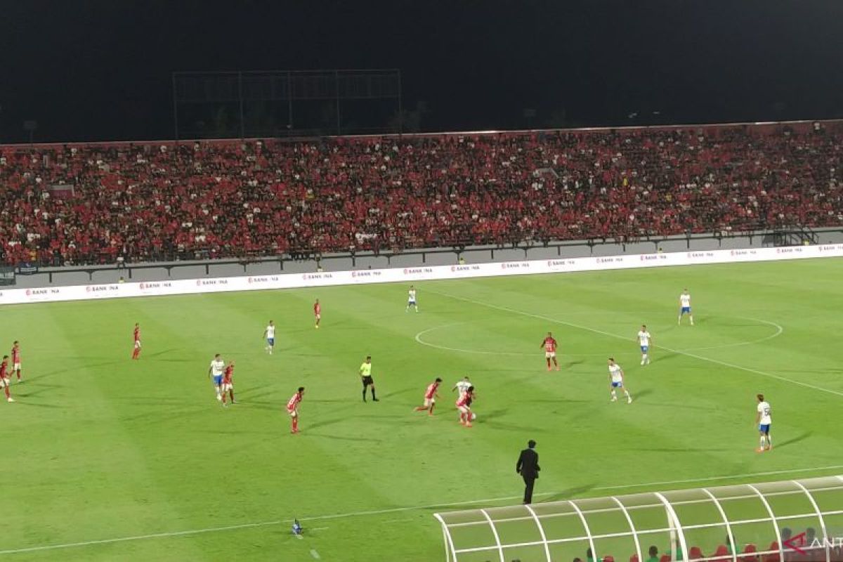 Bali United bermain imbang 0-0 lawan Persib Bandung