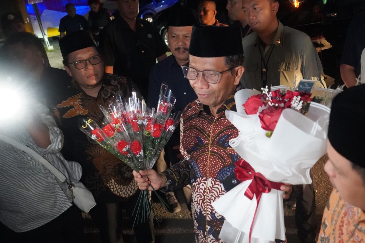 Cawapres Mahfud berjanji perhatikan suara mahasiswa