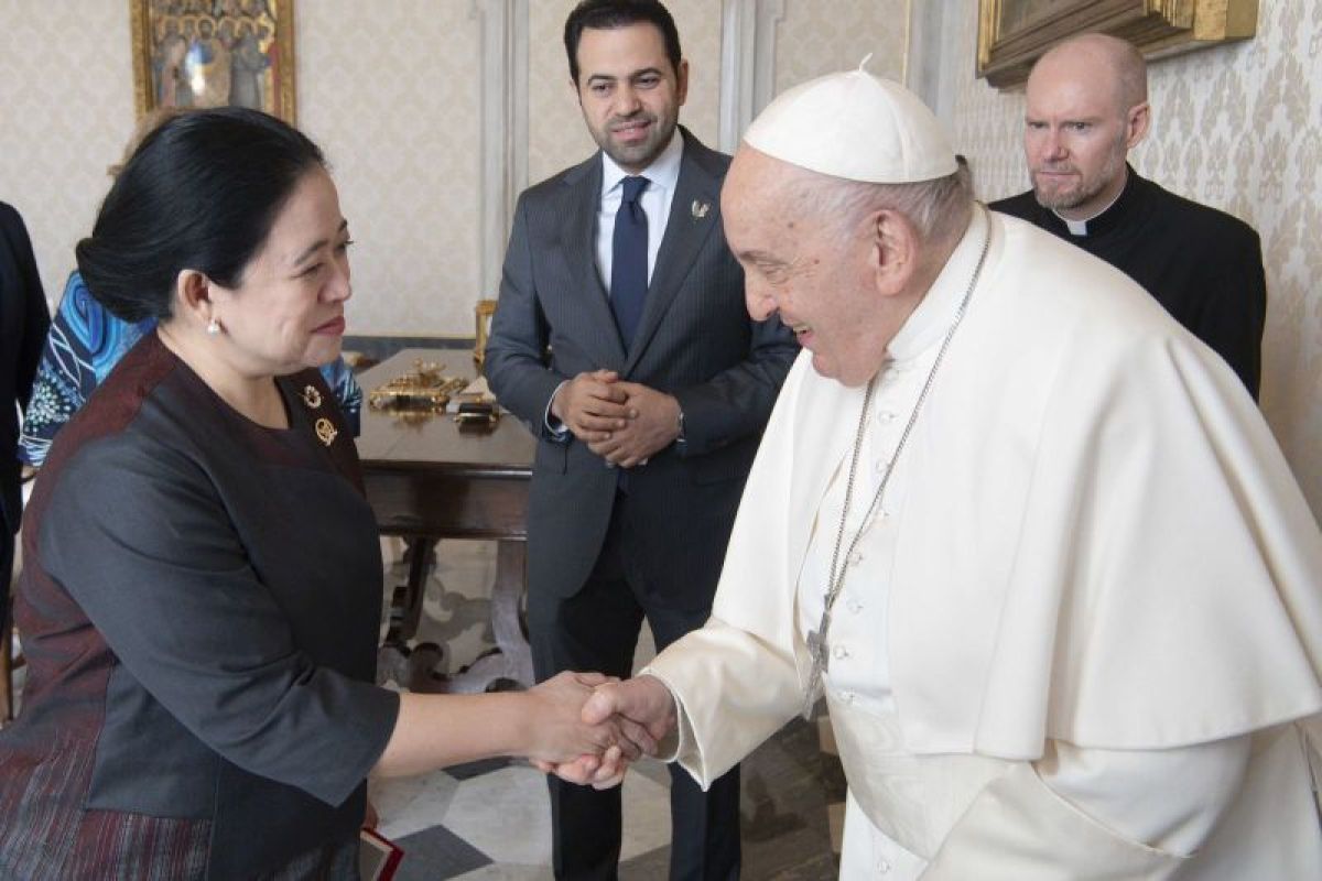 Ketua DPR Puan dan Paus Fransiskus di Vatikan bahas toleransi