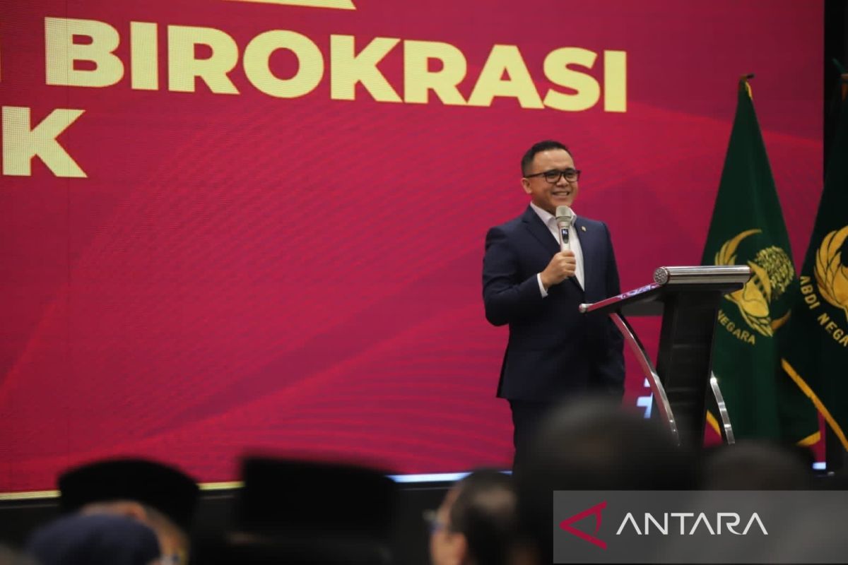 Menteri Azwar Anas: Jika ASN tidak netral, pelayanan publik terhambat