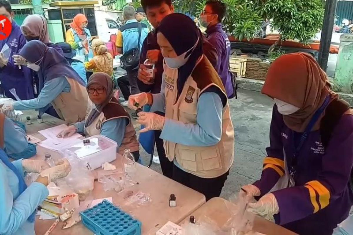Sidak pasar tradisional, DKP Kota Tangerang temukan sampel makanan berformalin