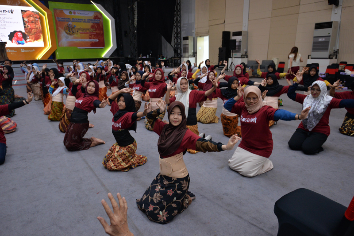 PTBA gelar pelatihan seni tari tanggai untuk dukung Tanjung Enim Kota Wisata