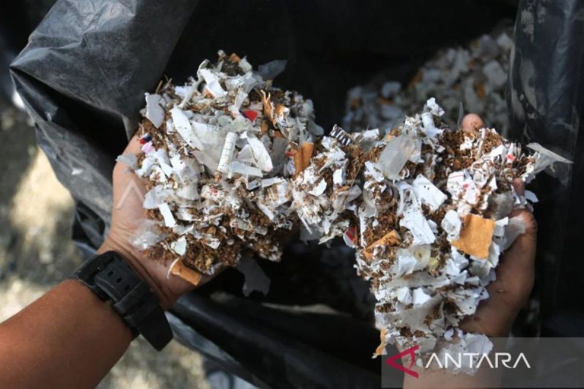 Bea Cukai musnahkan 1,2 juta lebih rokok ilegal di Aceh Barat