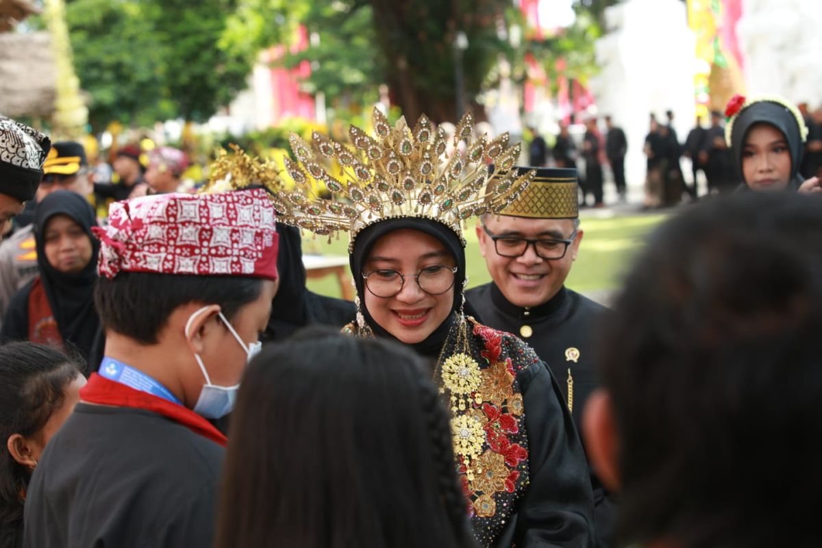 Harjaba, Pemkab beri penghargaan warga inspiratif