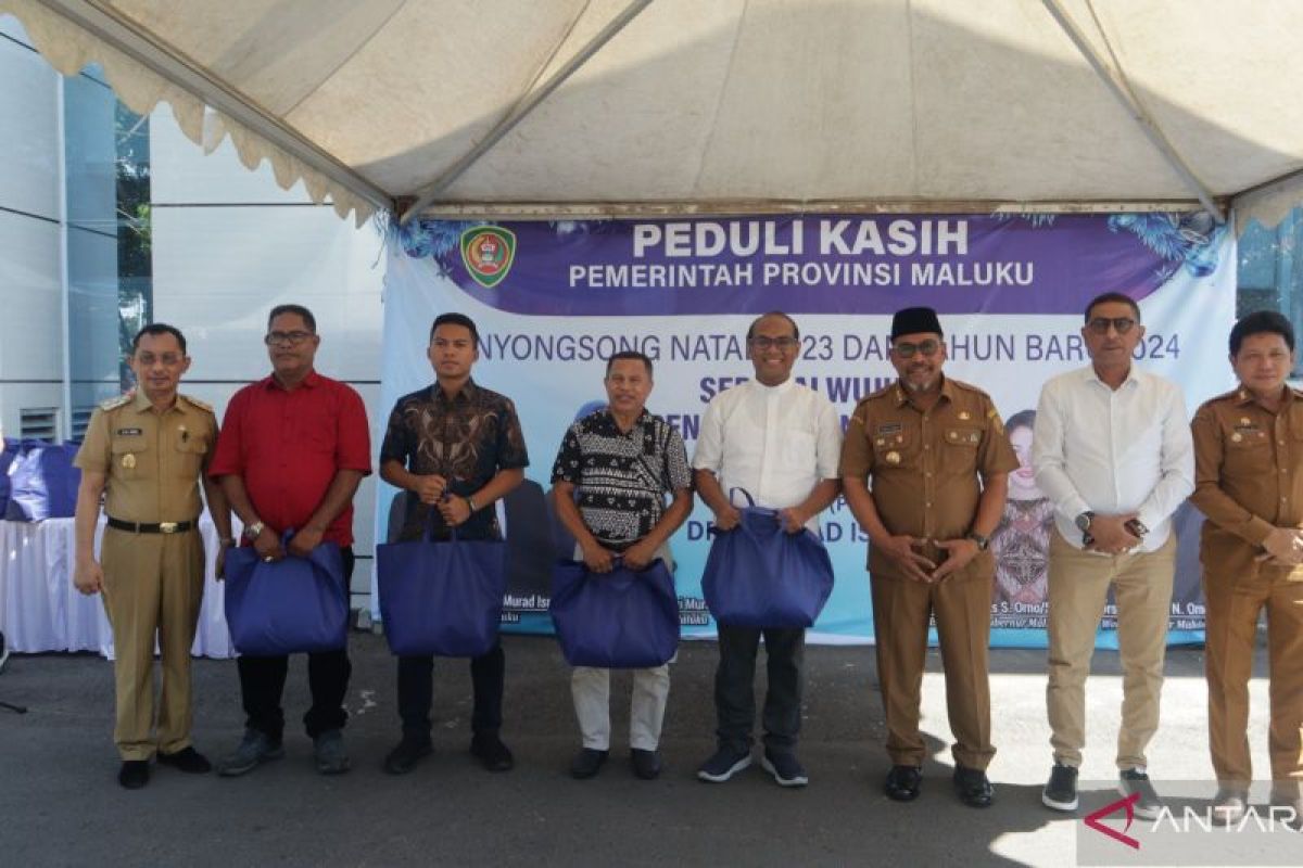 Pemprov Maluku salurkan 1.765 paket sembako gratis jelang Natal 2023