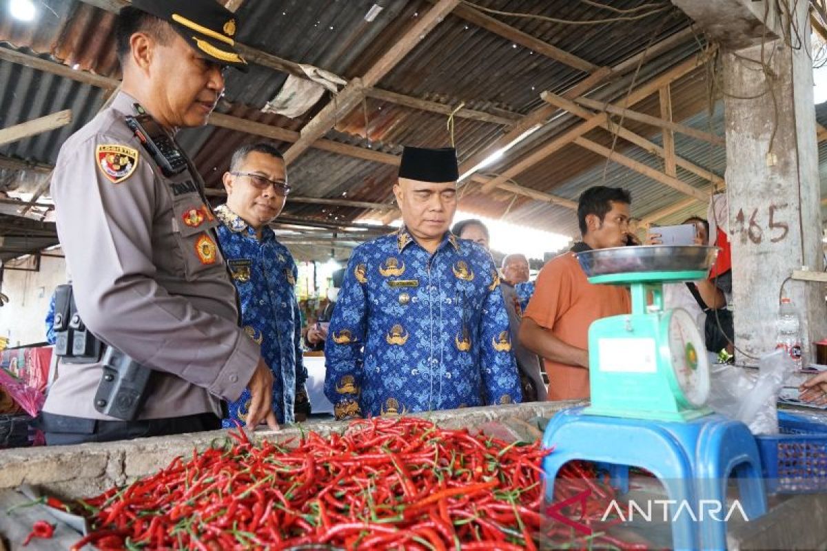 Pasar tradisional di Kota Kisaran Asahan di sidak