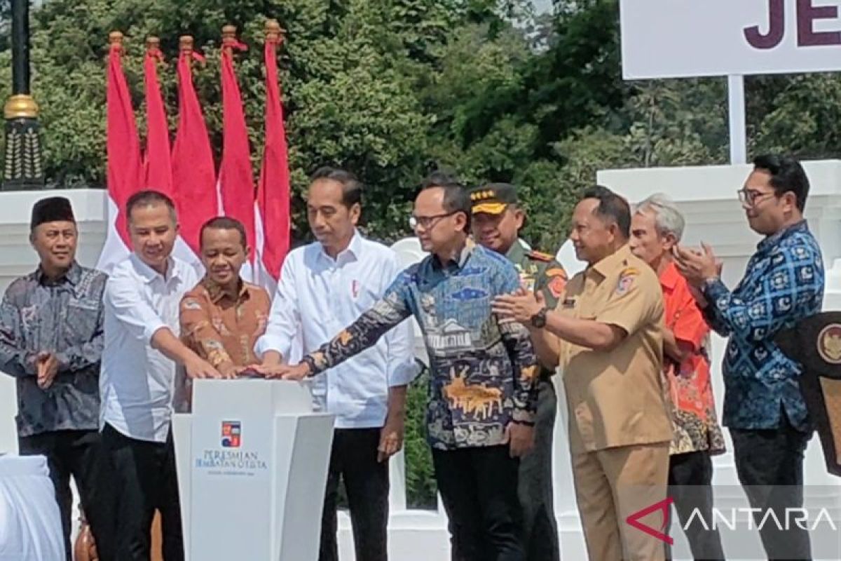 Presiden Jokowi resmikan bangunan baru Jembatan Otista Kota Bogor