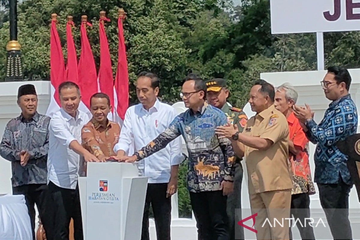 Presiden Jokowi resmikan Jembatan Otista Kota Bogor