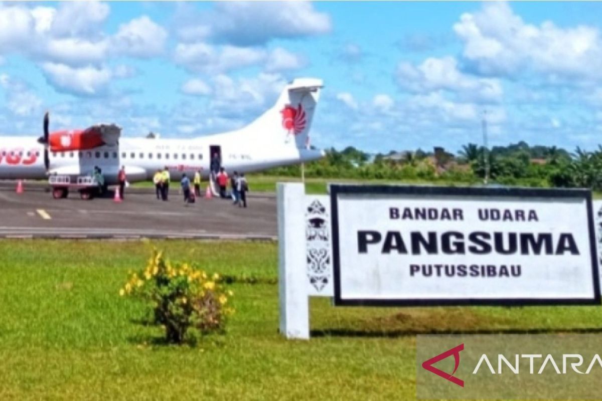 Bandara Pangsuma dirikan pos pelayanan Natal 2023 dan Tahun Baru 2024