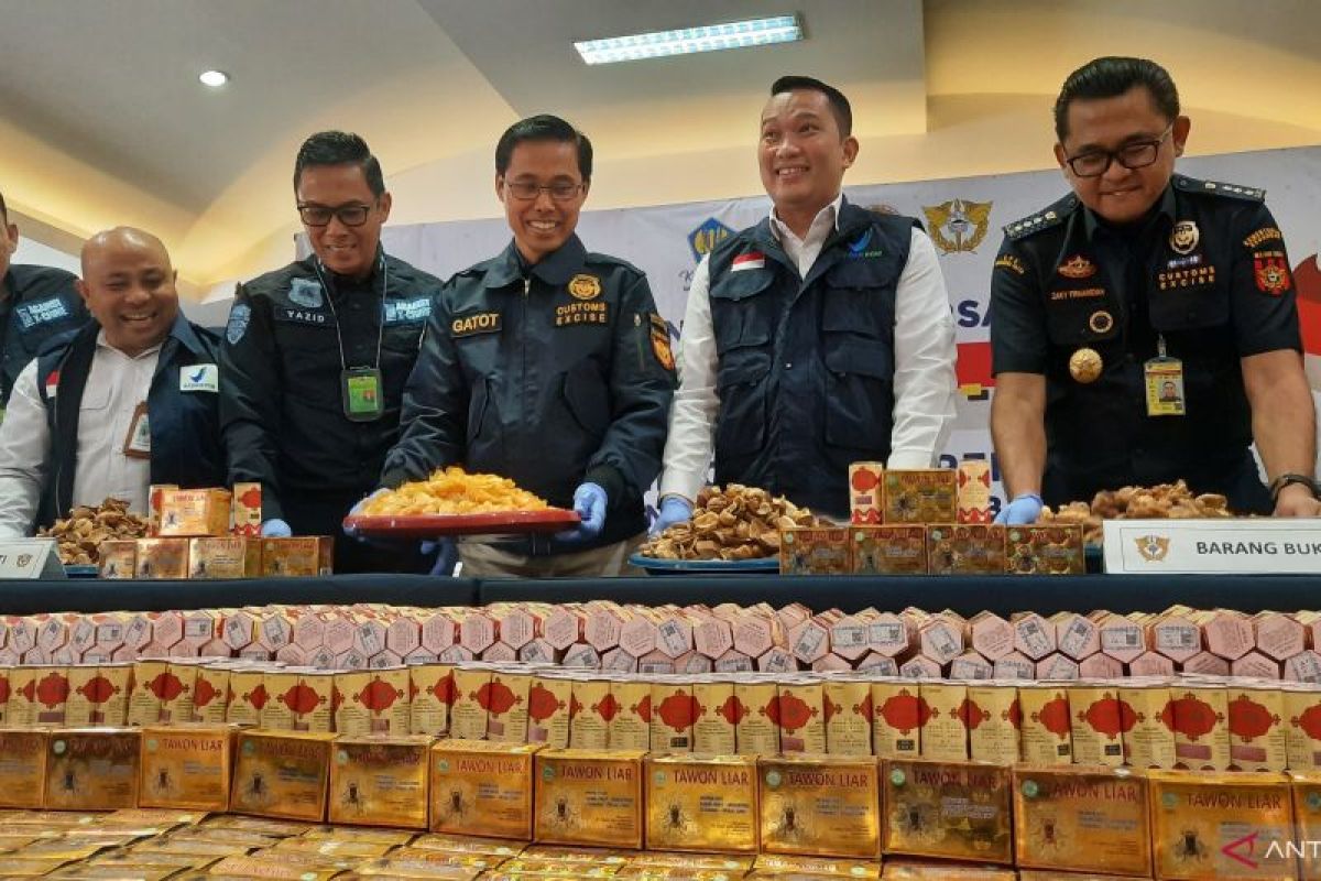 BC Soetta gagalkan penyelundupan sisik trenggiling dan obat ilegal