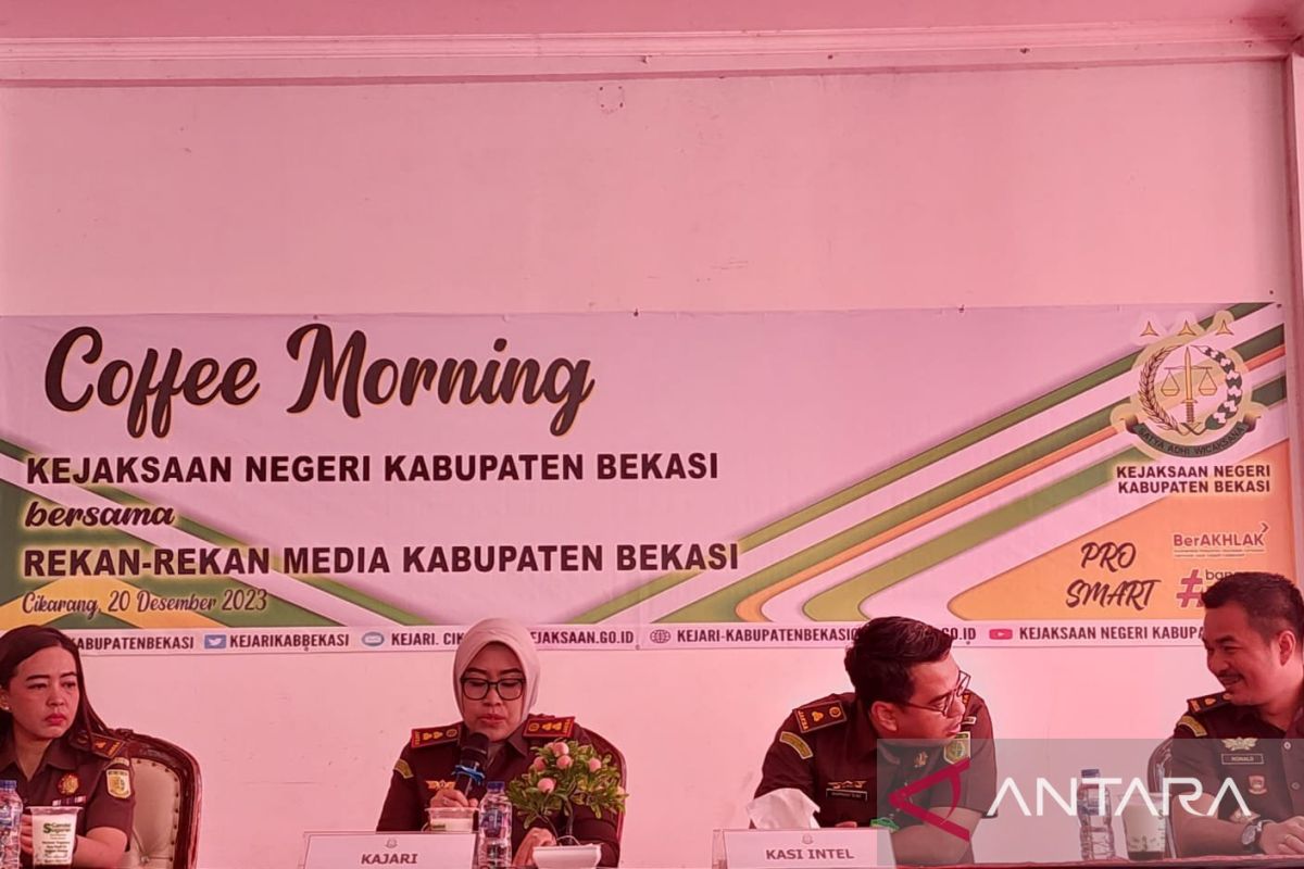 Kejari Kabupaten Bekasi alihkan status tersangka suap DPRD