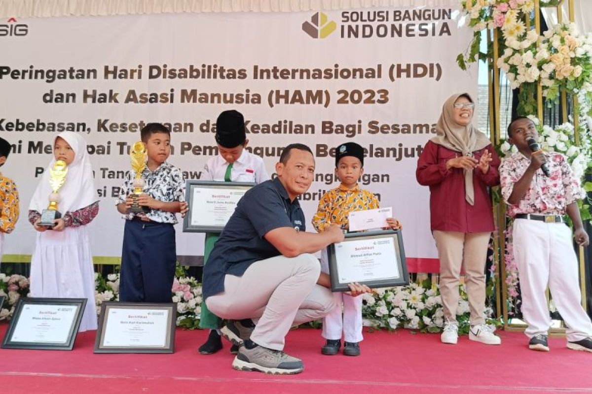 SBI peringati Hari Disabilitas Internasional di Tuban